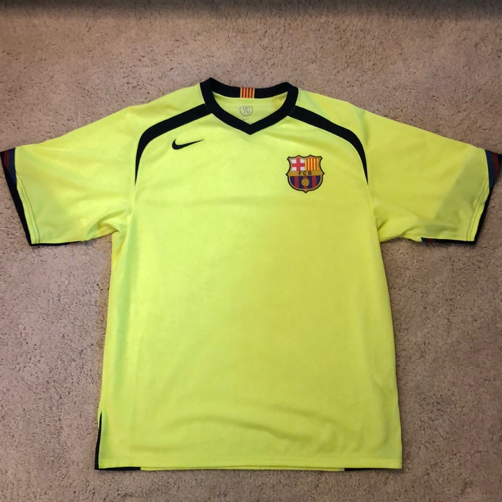Nike Barcelona 2005-06 Basic Away Shirt - Size L